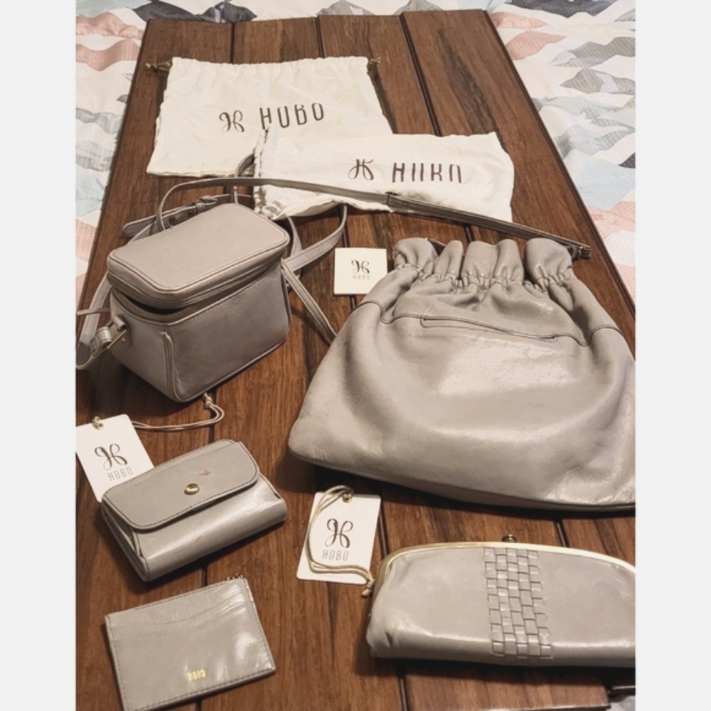 HOBO Purse/Wallet Lot